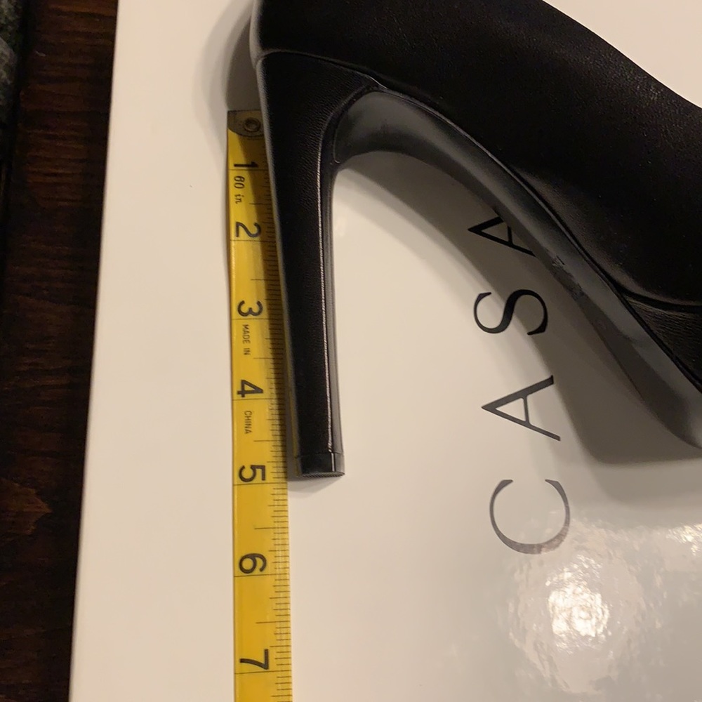 NEW $875 Casadei Leather Heels sz IT 38 - Picture 9 of 11